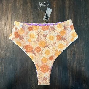 Moana wild child rise above bottom